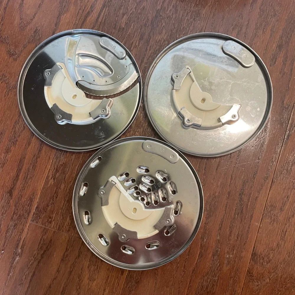Cuisinart Disc Holder Case White DLC-DH‎ with 3 Blades DLC-8 DLC-10 Set OS